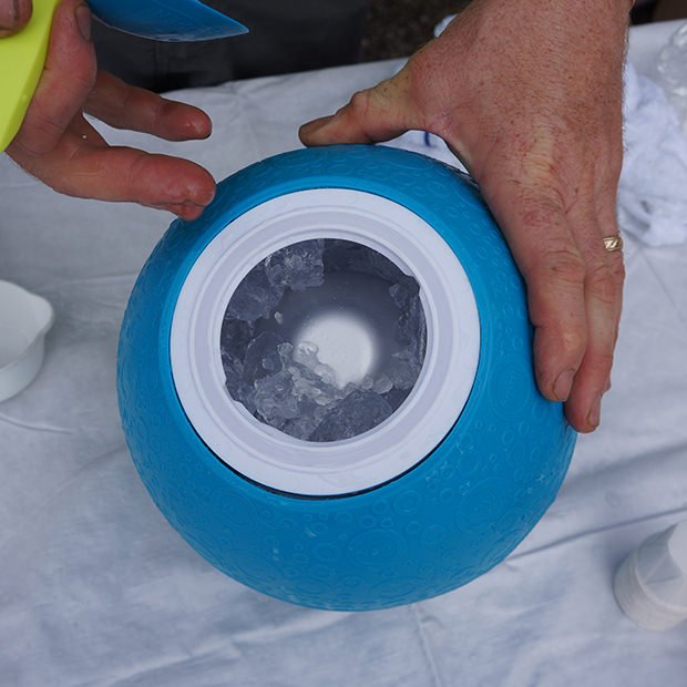 Yay Labs SoftShell blue color Ice Cream Ball 1 pint Ice Cream Maker