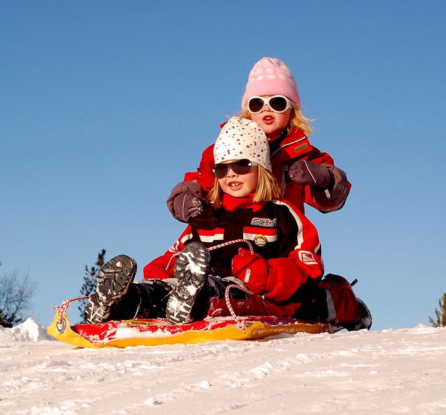 sledding hills in Milwaukee