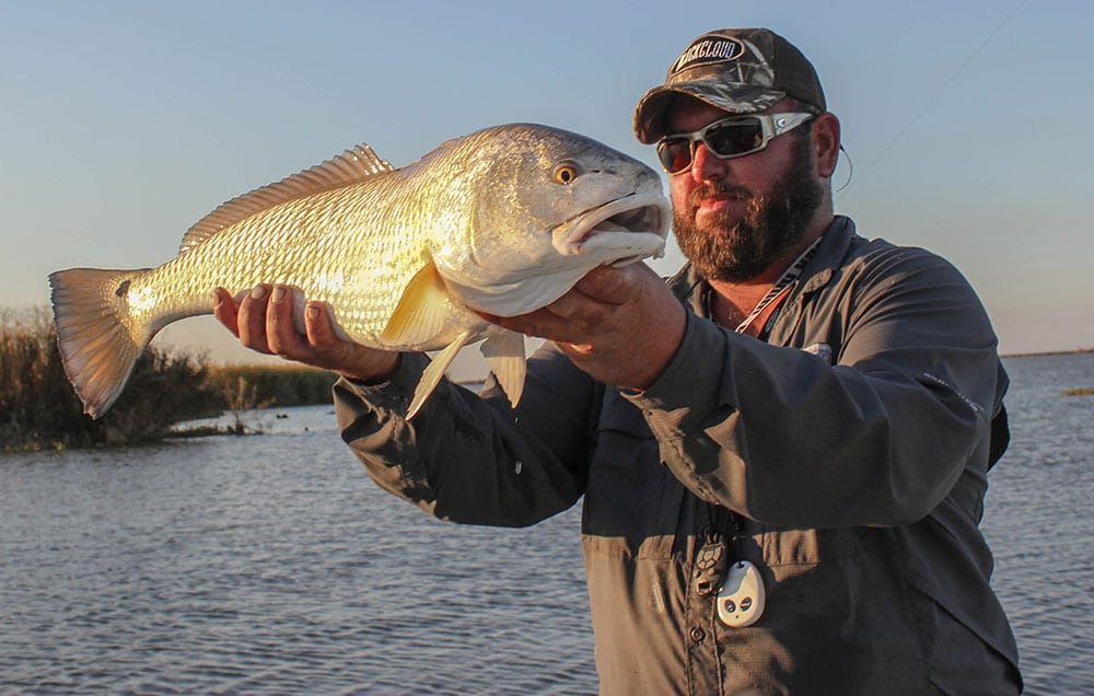 PVC Pocket Guides: Pocket Guide to Lure Fishing for Trout in a