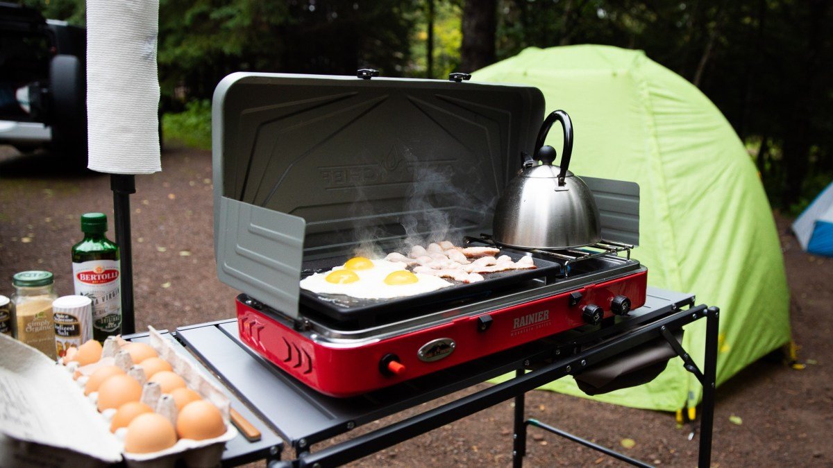 what to look for in a camping stove