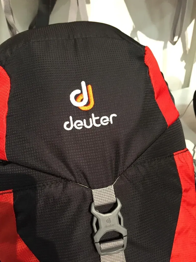 Deuter pace clearance 30