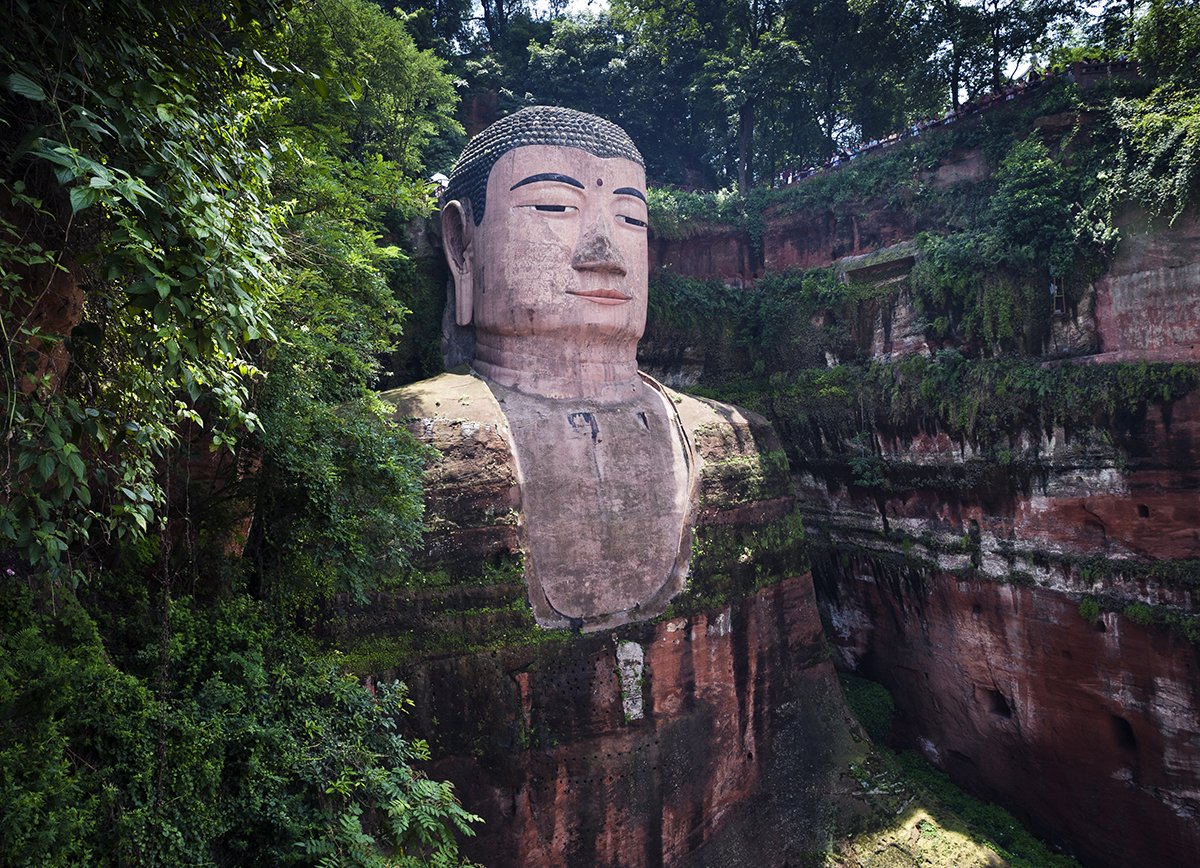 colossal-statues-around-the-world