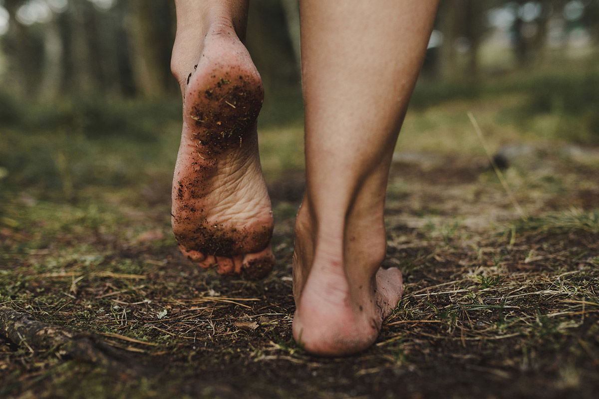 Science Behind Grounding Why Going Barefoot Is Good For Your Body And   Why Going Barefoot Is Good3 