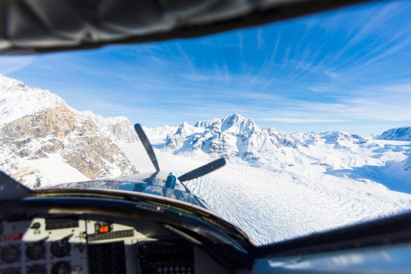 Bushplane pilot cockpit view