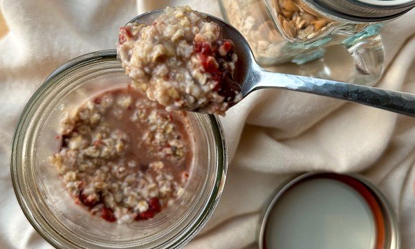 camping-instant-oatmeal