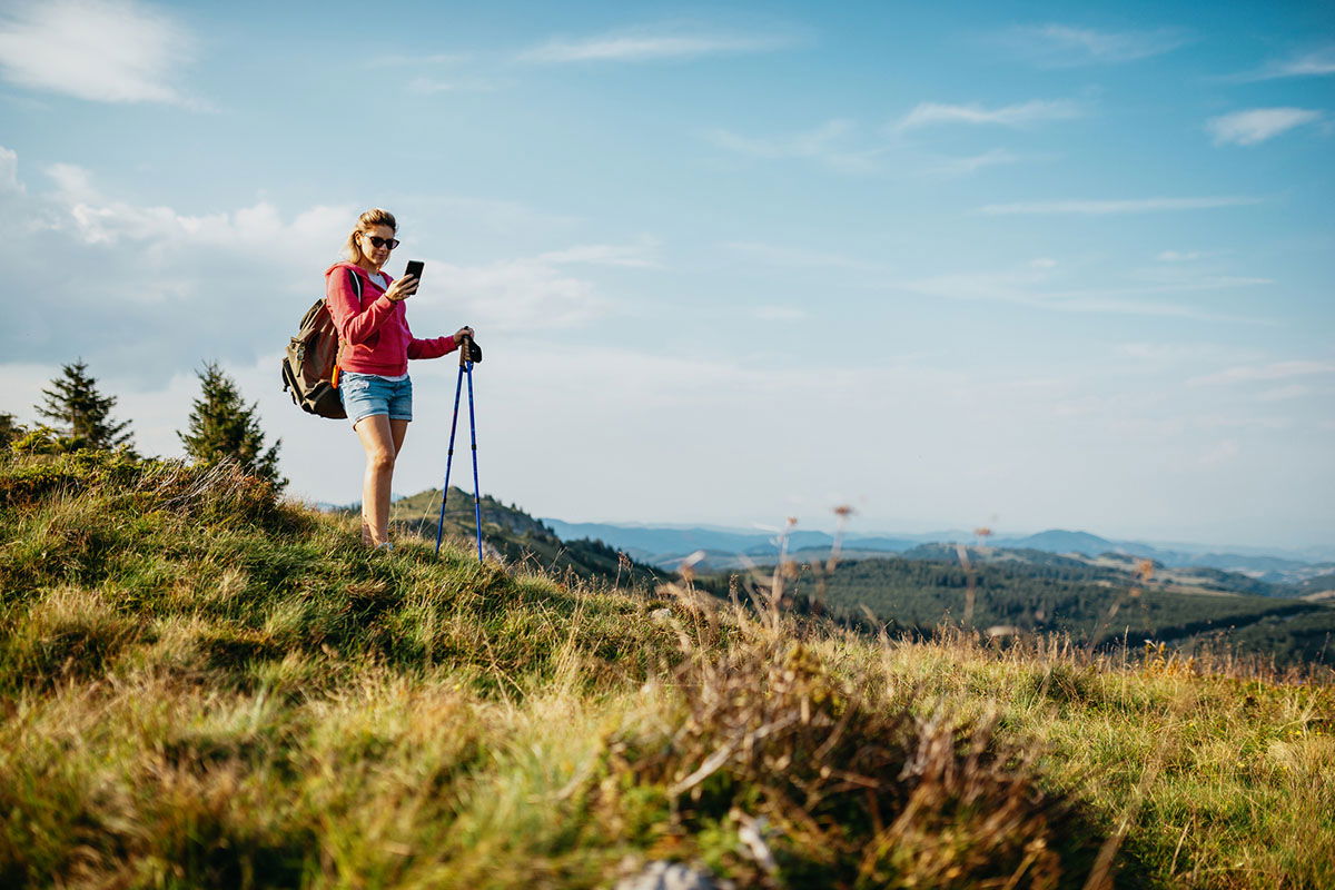 essential-safety-tips-for-solo-female-hikers