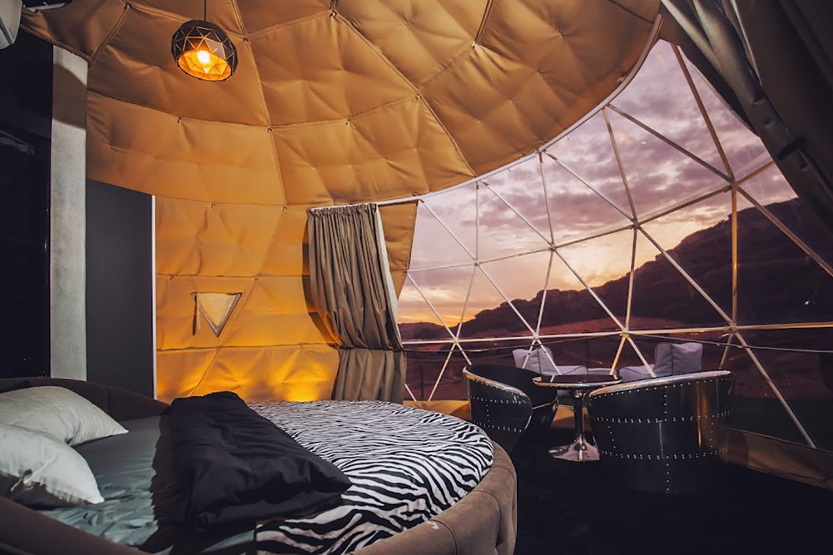 best-accommodations-in-the-world-for-stargazing