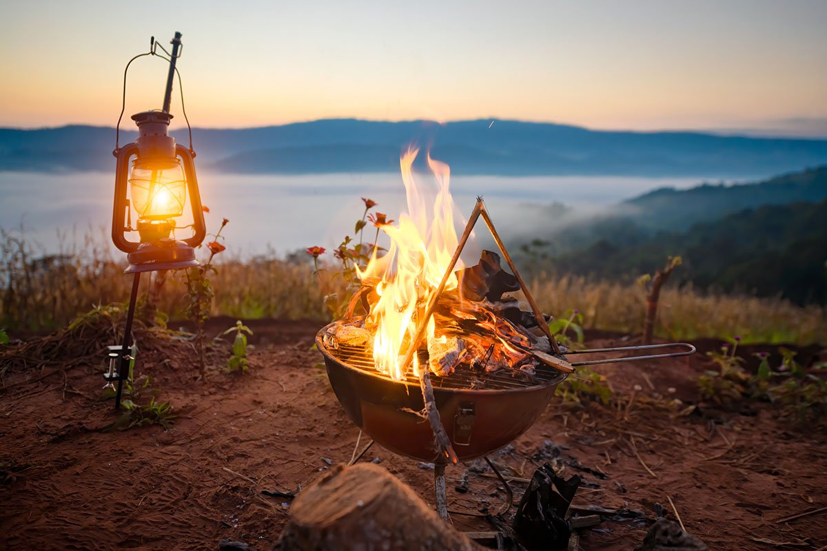 how-to-plan-cool-weather-bonfire