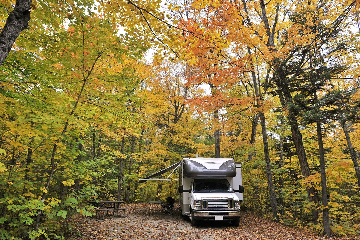 tips-for-camping-during-the-fall-months