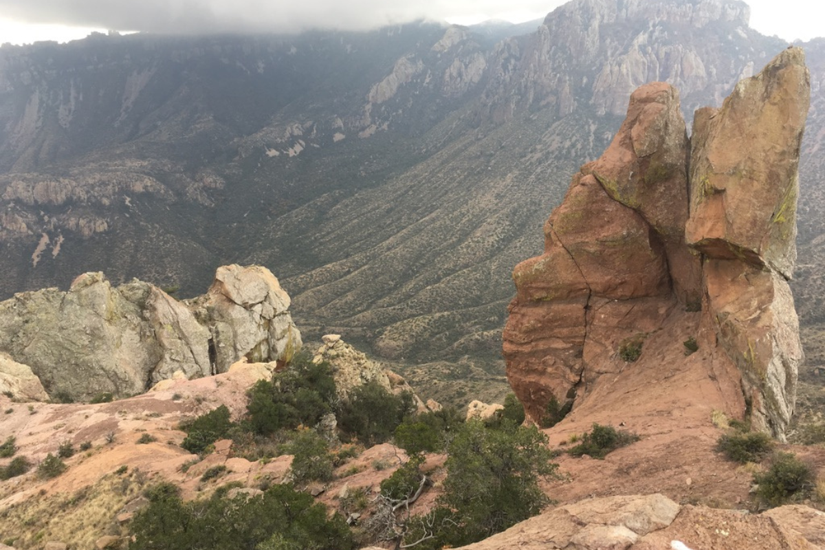 hiking in Chisos mountains