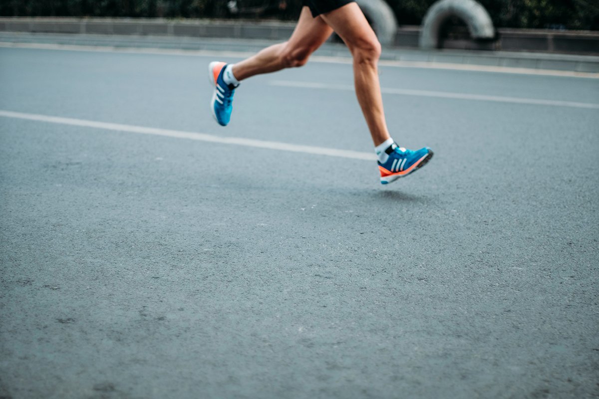how-to-find-the-perfect-running-shoes-for-middle-aged-runners