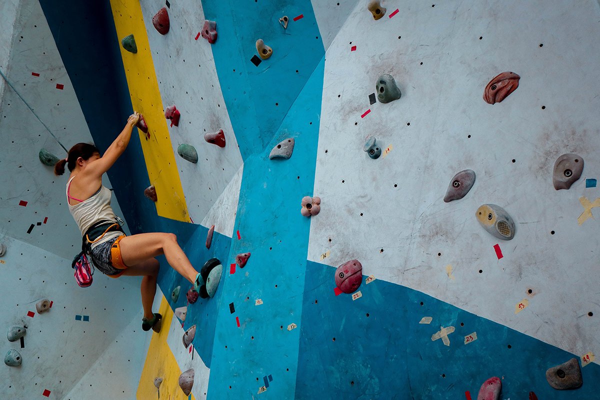 how-to-go-from-rock-climbing-gym-to-climbing-outside